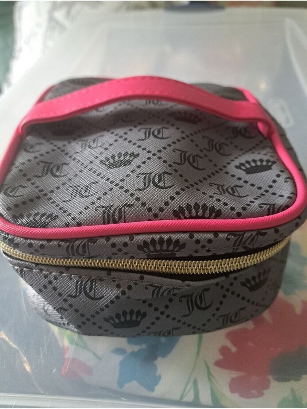 Juicy Couture Monogram Cosmetic Travel Case with Hot Pink Trim square zip around - Picture 3 of 6
